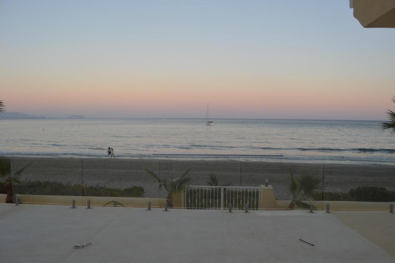 Excepcional Apartamento Amanecer Al Borde De Playa Y Mar, En Chalet Roquetes อาลิกันเต ภายนอก รูปภาพ
