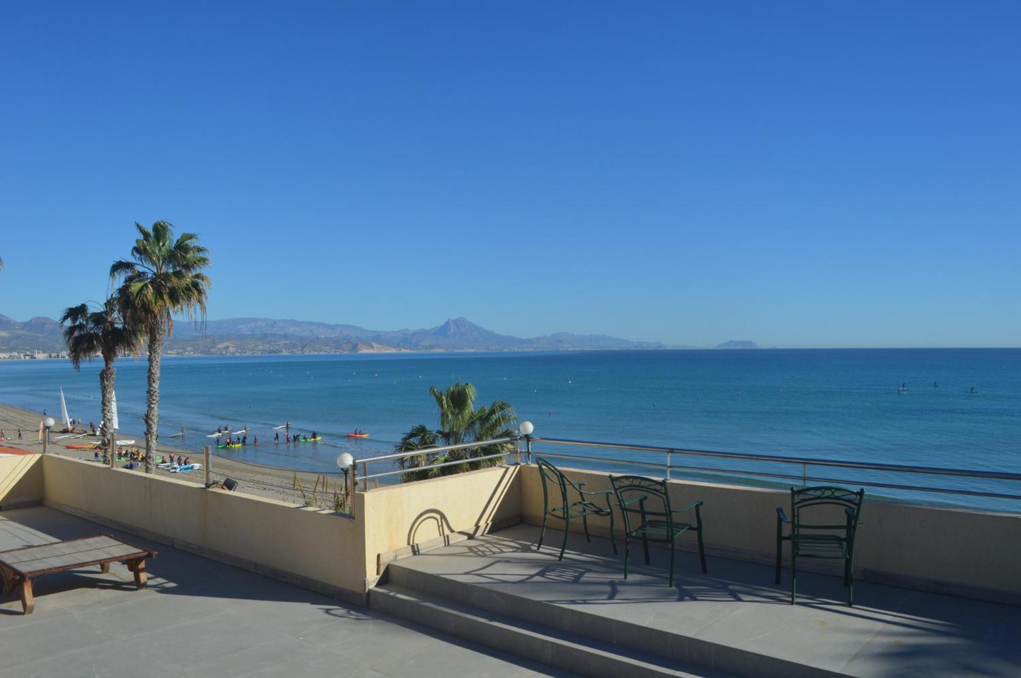 Excepcional Apartamento Amanecer Al Borde De Playa Y Mar, En Chalet Roquetes อาลิกันเต ภายนอก รูปภาพ