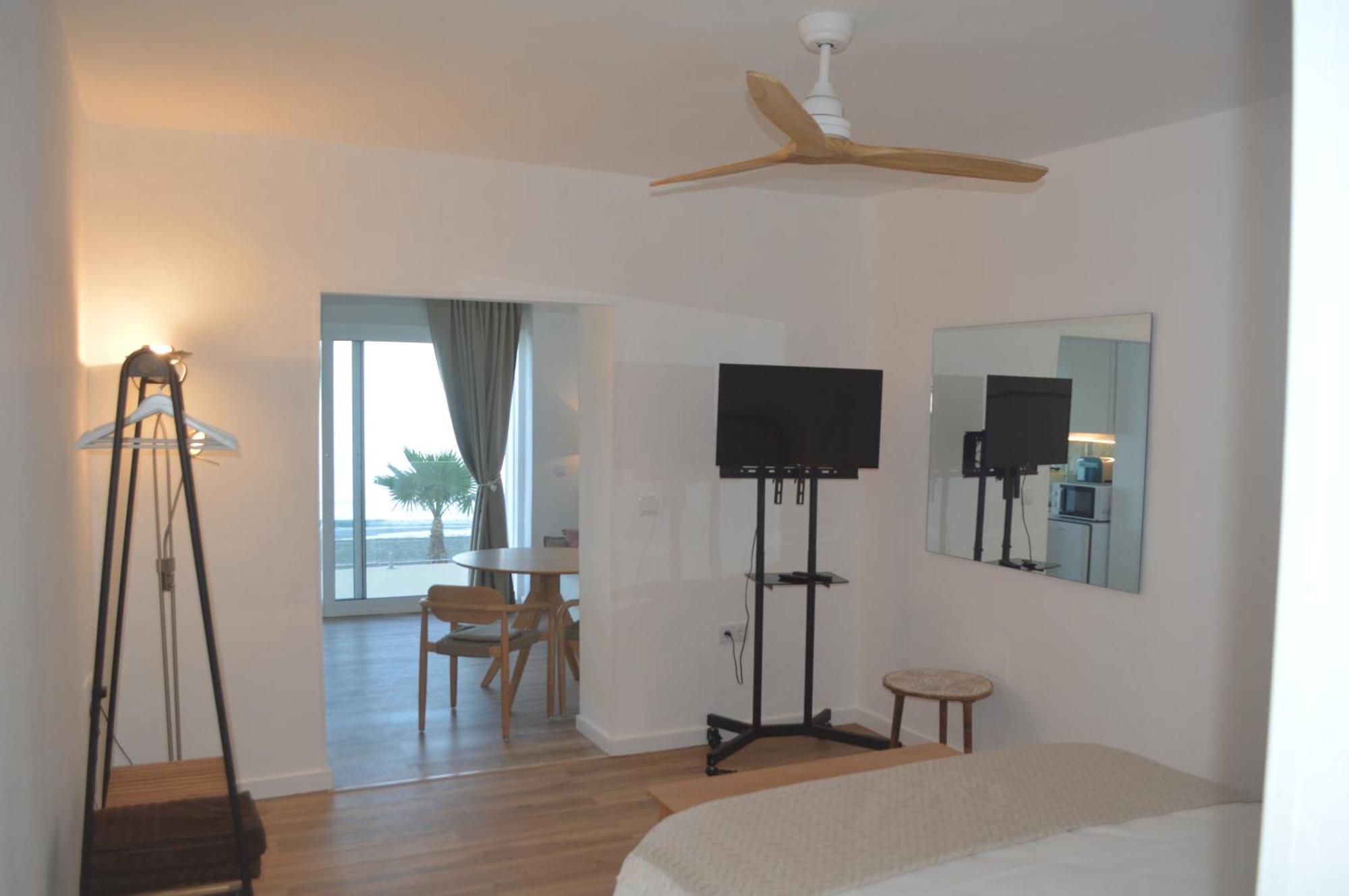 Excepcional Apartamento Amanecer Al Borde De Playa Y Mar, En Chalet Roquetes อาลิกันเต ภายนอก รูปภาพ